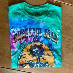 Grateful Dead Tie-dyed t-shirt size large EUC